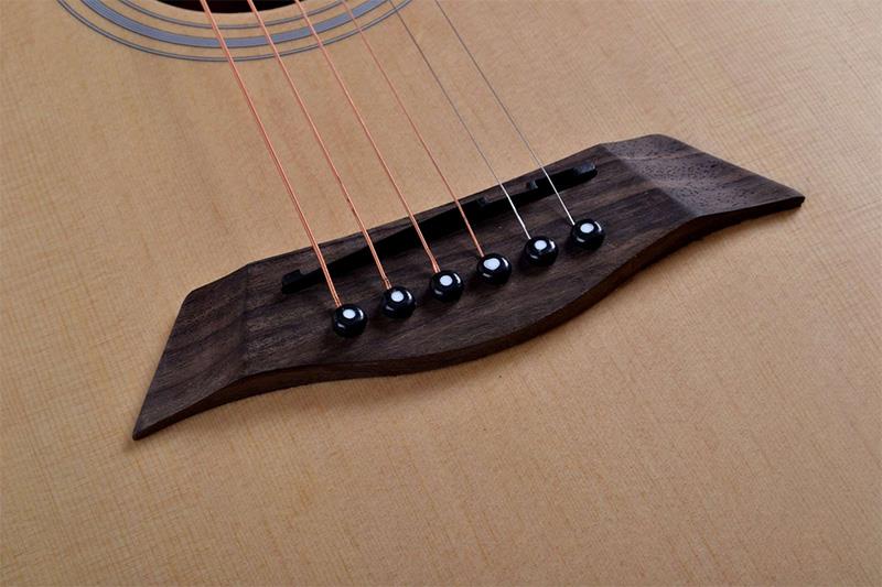 travel Acoustic Guitar.jpg